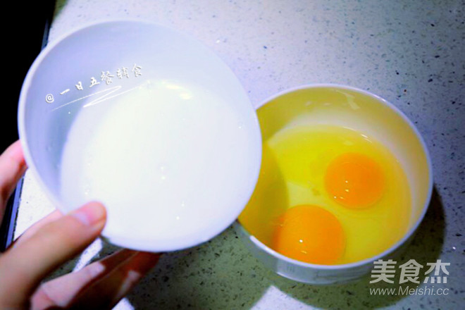 向日葵炒饭的做法步骤：1