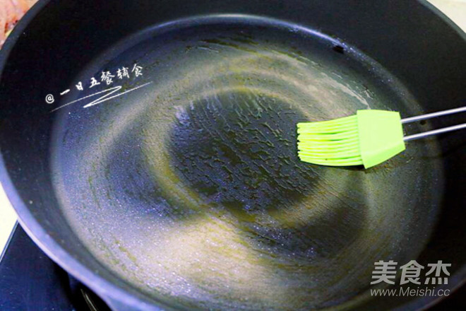 向日葵炒饭的做法步骤:2