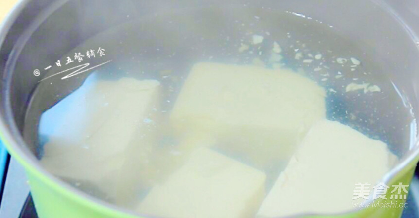 蔬菜豆腐抹酱的做法步骤:3