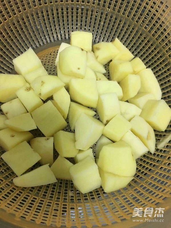土豆烧鸡的做法步骤：9