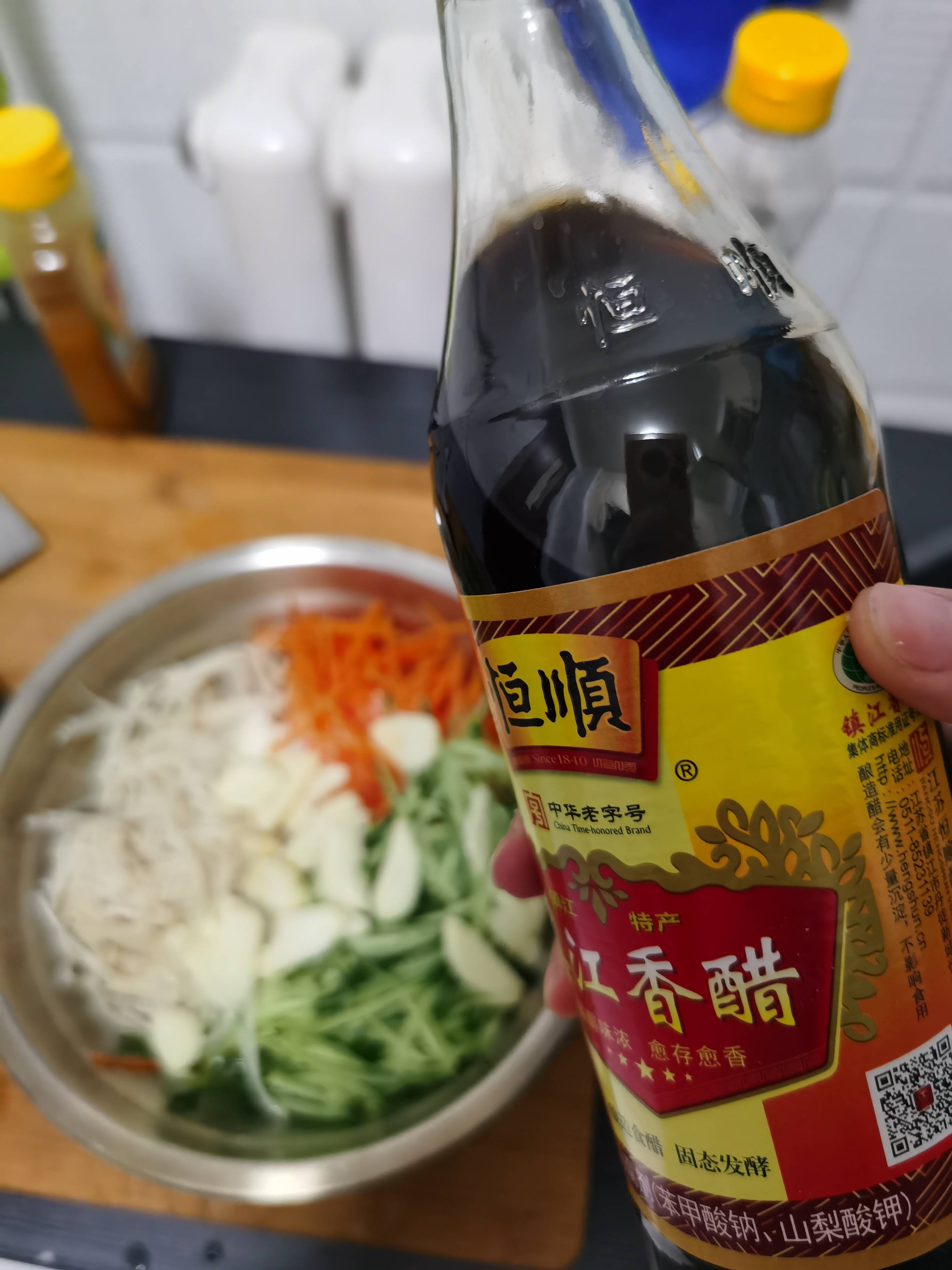凉拌金针菇的做法步骤：9