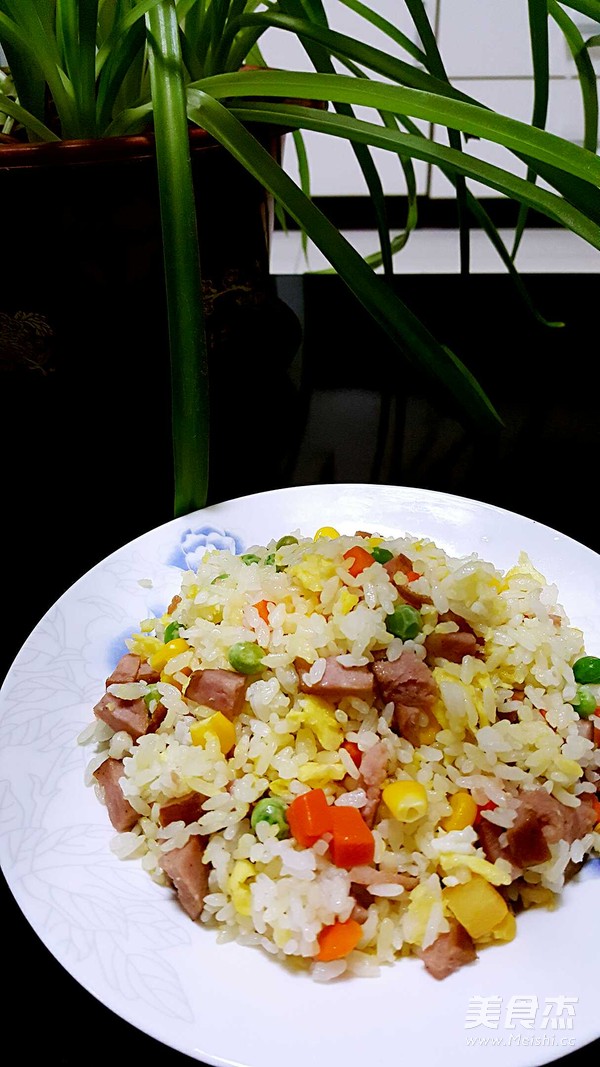 缤纷炒饭的做法步骤:11