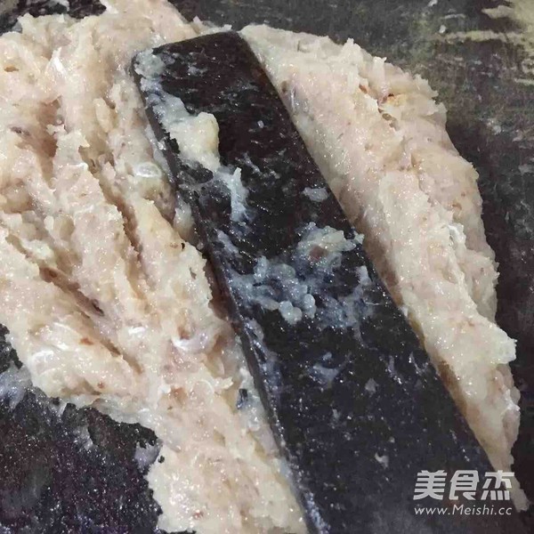 马鲛鱼肉炒小白菜的做法步骤：3