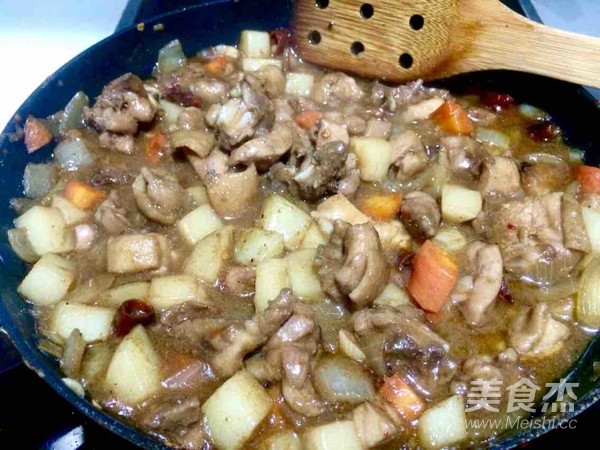 土豆烧鸡汤面的做法步骤：6