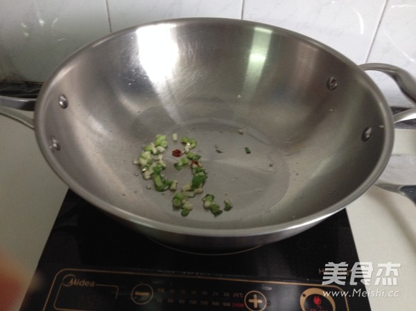 凉拌黑木耳瓜皮的做法步骤:5