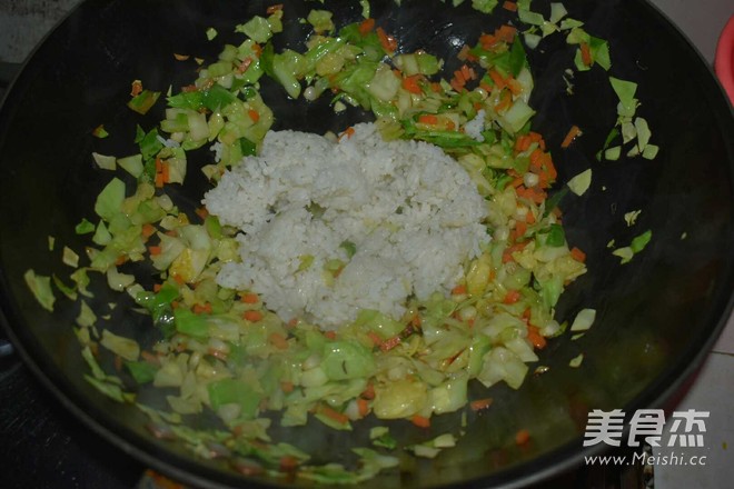三丁炒饭的做法步骤:10