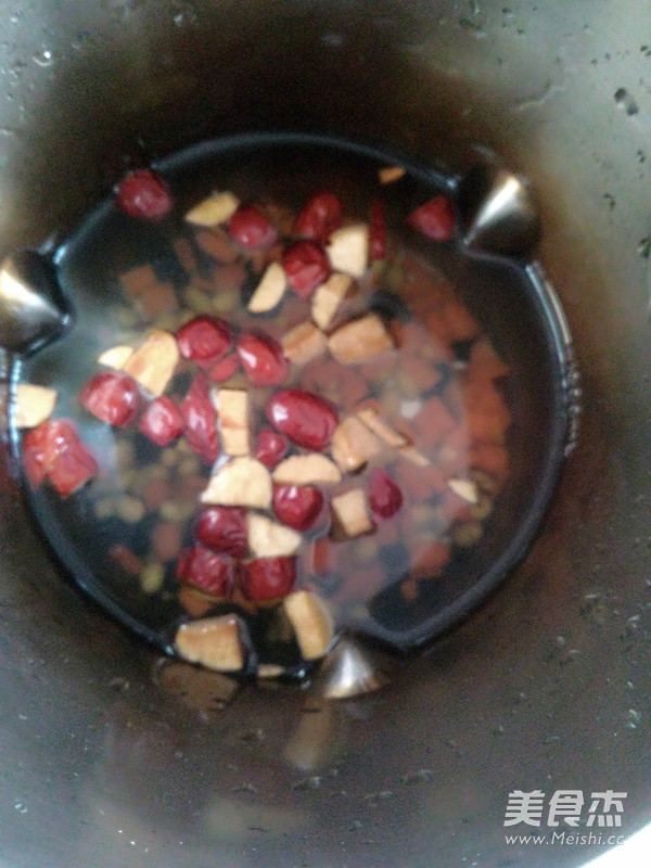 胡萝卜红枣黑豆浆的做法步骤:4