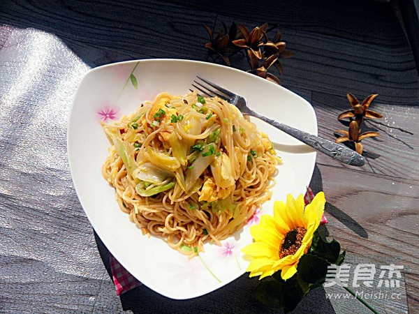 白菜炒面的做法步骤:12