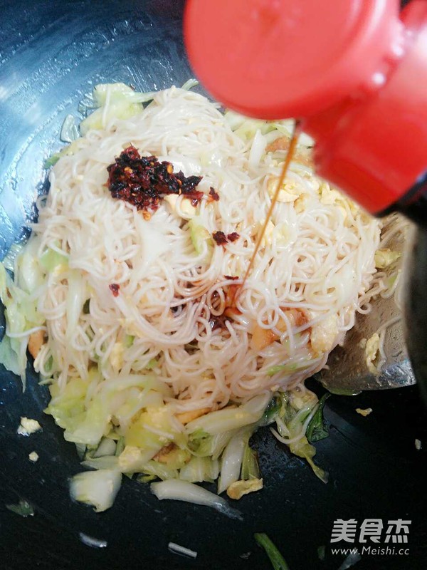 白菜炒面的做法步骤:10