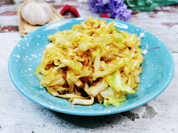 炝炒圆白菜的做法步骤:6