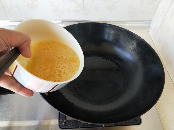 番茄炒蛋的做法步骤:7