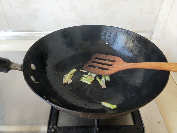 番茄炒蛋的做法步骤:9