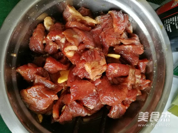 牛肉火锅的做法步骤：3