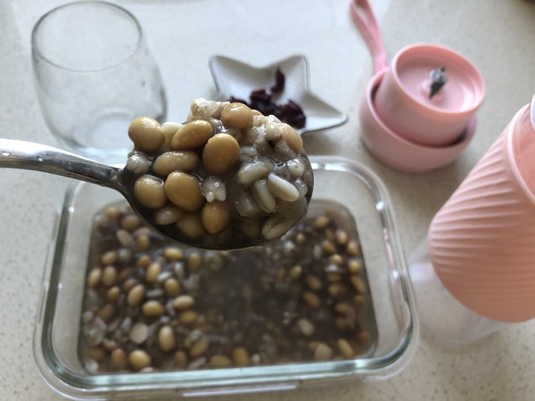 一分钟打香浓豆浆的做法步骤:2