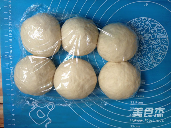 绿豆沙面包的做法步骤:5