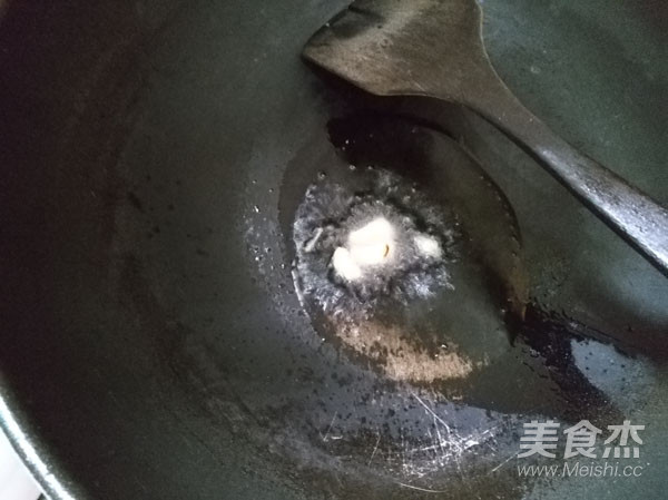 马兰头炒萝卜干的做法步骤:2