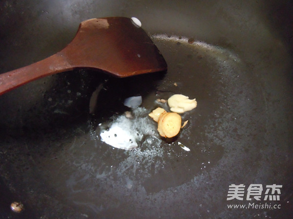 猴头菇炒牛腩的做法步骤:4