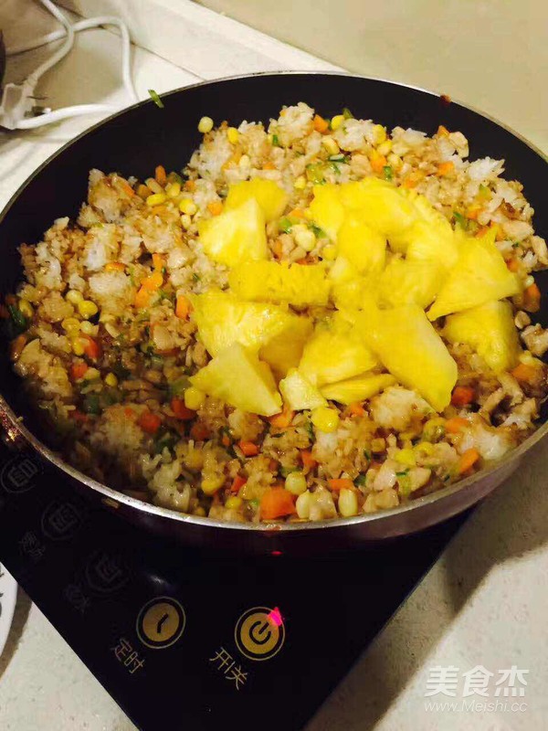 盛夏菠萝炒饭的做法步骤:5