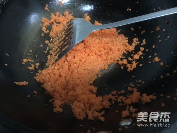 胡萝卜鸡蛋素包的做法步骤：6
