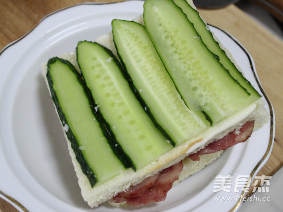 蛋包吐司的做法步骤:7