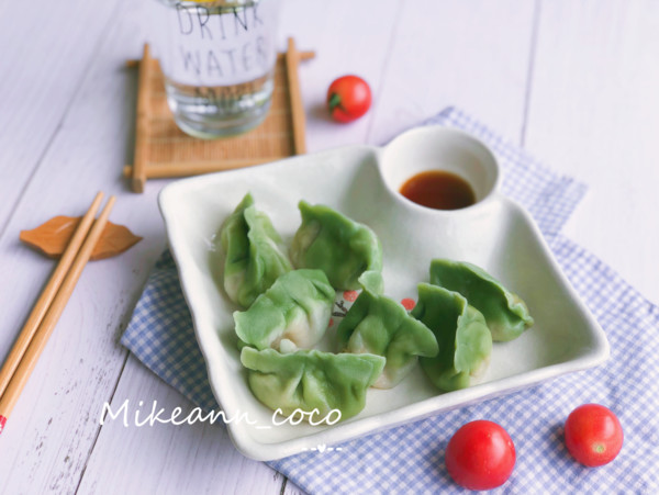 虾仁三鲜馅儿翡翠白玉水饺的做法步骤:14