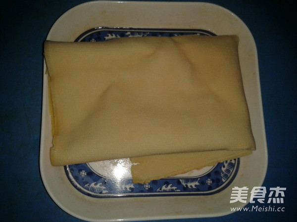 芹菜拌豆皮的做法步骤:3