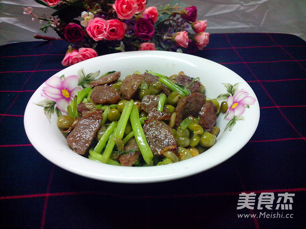 豆子芹菜炒肉丸的做法步骤：14