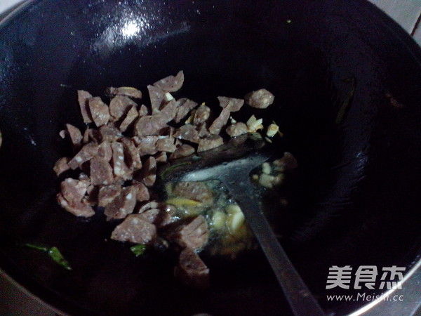 豆子芹菜炒肉丸的做法步骤：7