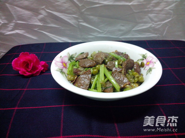 豆子芹菜炒肉丸的做法步骤：13