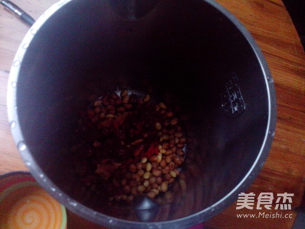 红枣枸杞豆浆的做法步骤:7