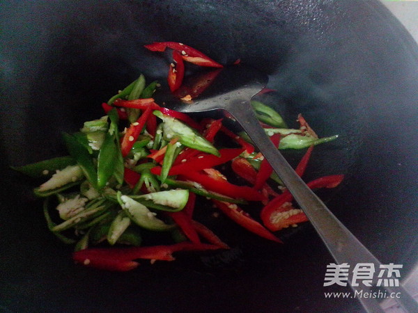 辣椒炒肉的做法步骤:5