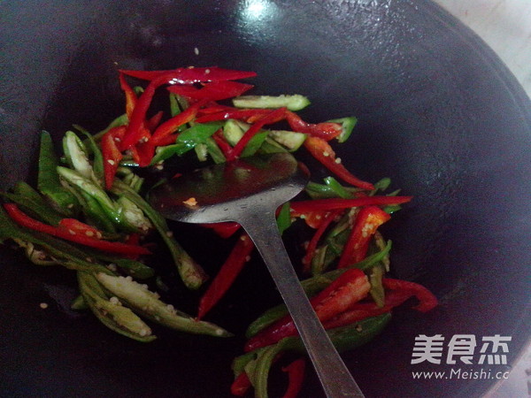 辣椒炒肉的做法步骤:6