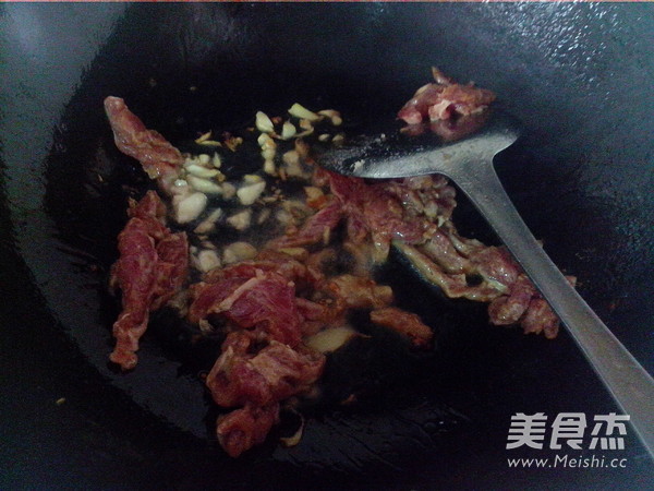 辣椒炒肉的做法步骤:9