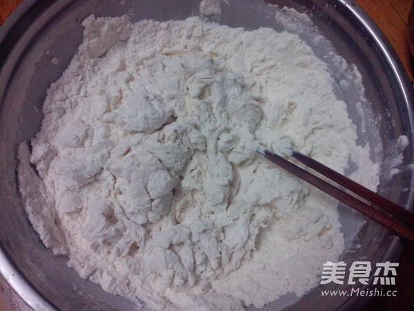 猪肉包菜包子的做法步骤:2