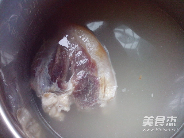 腊肉土豆糯米饭的做法步骤:3