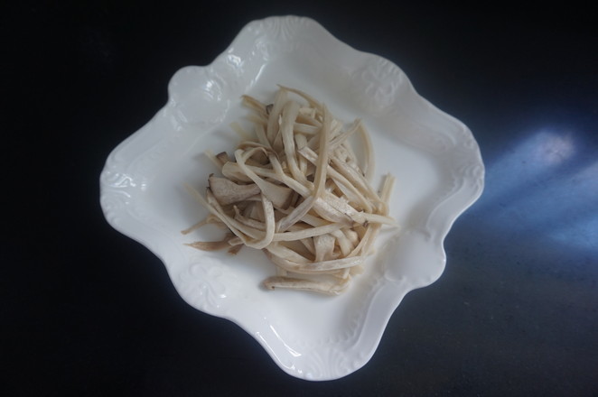 凉拌手撕杏鲍菇的做法步骤:10