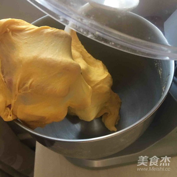 奶香胡萝卜面包(素油)的做法步骤:3