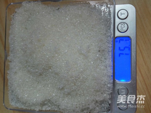 面包机版淡奶油吐司的做法步骤：2