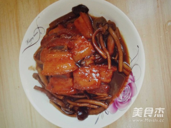 茶树菇红烧肉的做法步骤：6