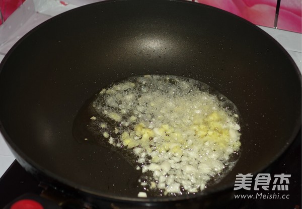 素炒空心菜的做法步骤：3