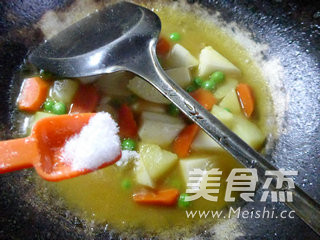 咖喱土豆年糕的做法步骤:7
