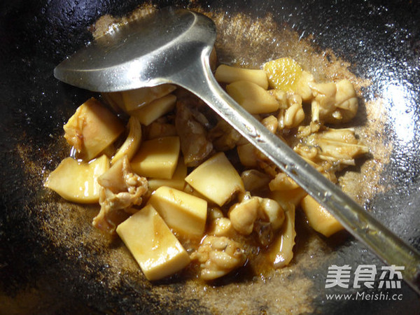墨鱼鲞炒牛蛙的做法步骤:15