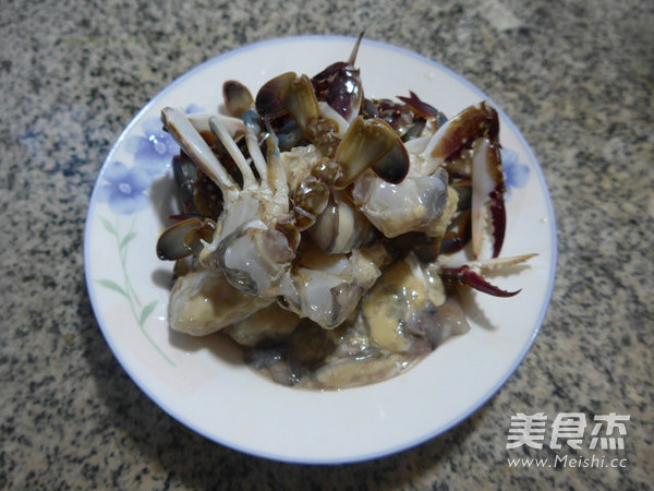 油豆腐青菜螃蟹汤的做法步骤:2