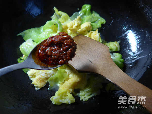 牛肉酱鸡蛋炒圆白菜的做法步骤：10