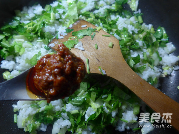 芹菜白菜炒饭的做法步骤：5