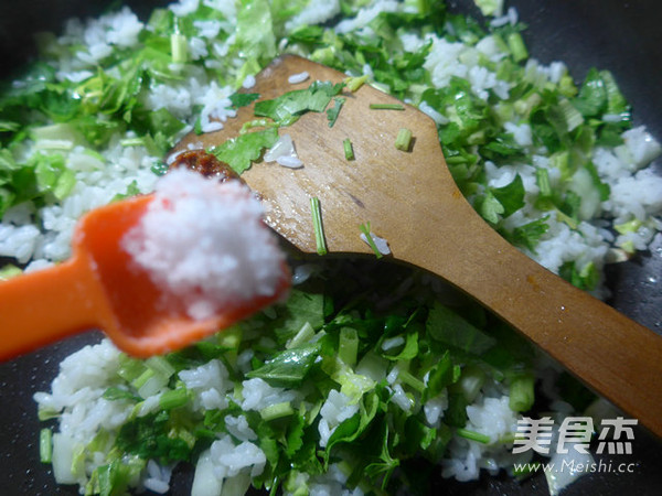 芹菜白菜炒饭的做法步骤：6