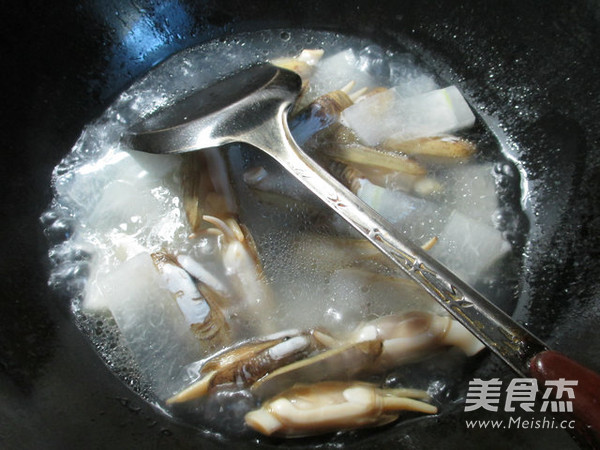 冬瓜蛏子汤的做法步骤:4