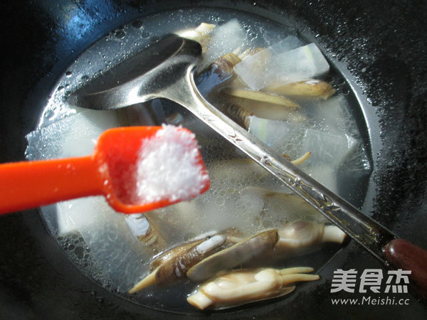 冬瓜蛏子汤的做法步骤:6