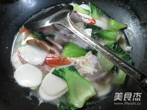 青菜螃蟹煮年糕的做法步骤：8