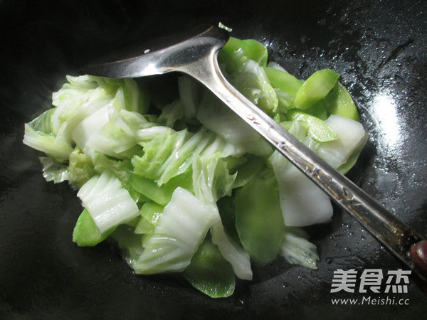 莴笋炒白菜的做法步骤:6